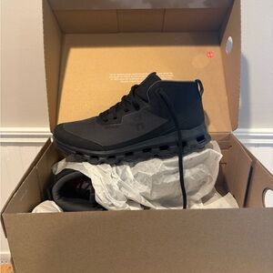 On Women’s Cloudroam Waterproof hiking boots